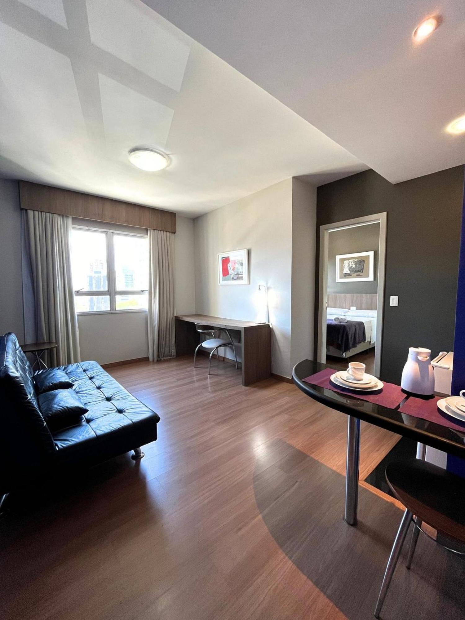 Lk Barro Preto 5 Apartment เบโลโอรีซอนชี ภายนอก รูปภาพ